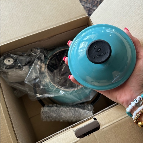 Le Cruset Kettle - Picture 3 of 9